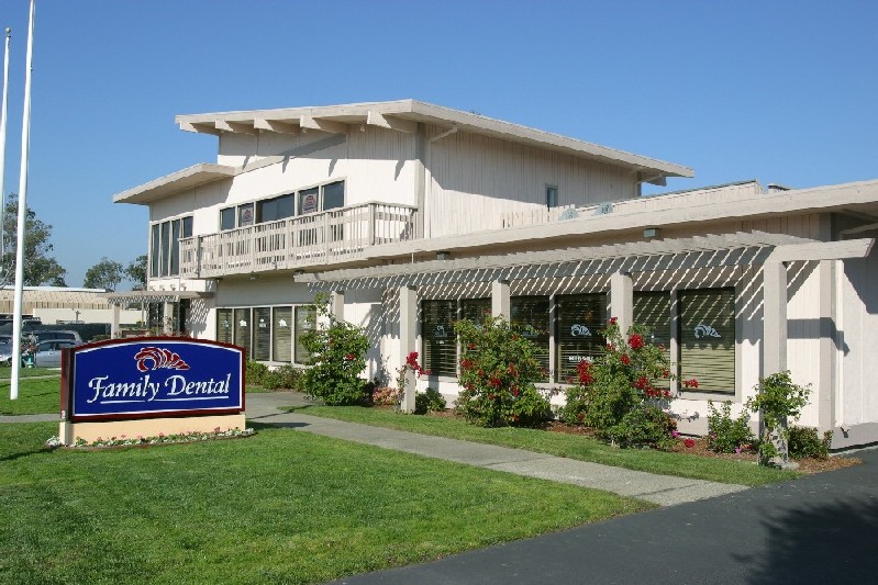 Exterior of Family Dental building and sign in Foster City, CA