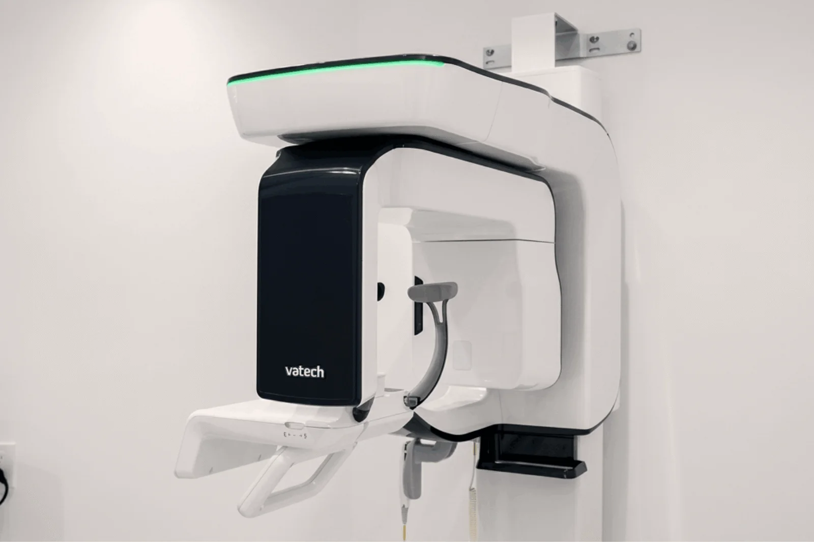 Vatech 3D imaging scanner mounted on wall in treatment room at Mona Lisa Smile Dental